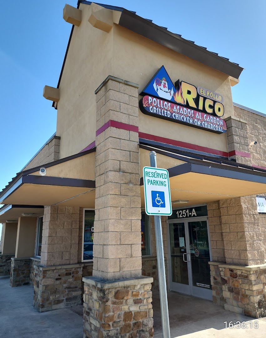 El Pollo Rico #17