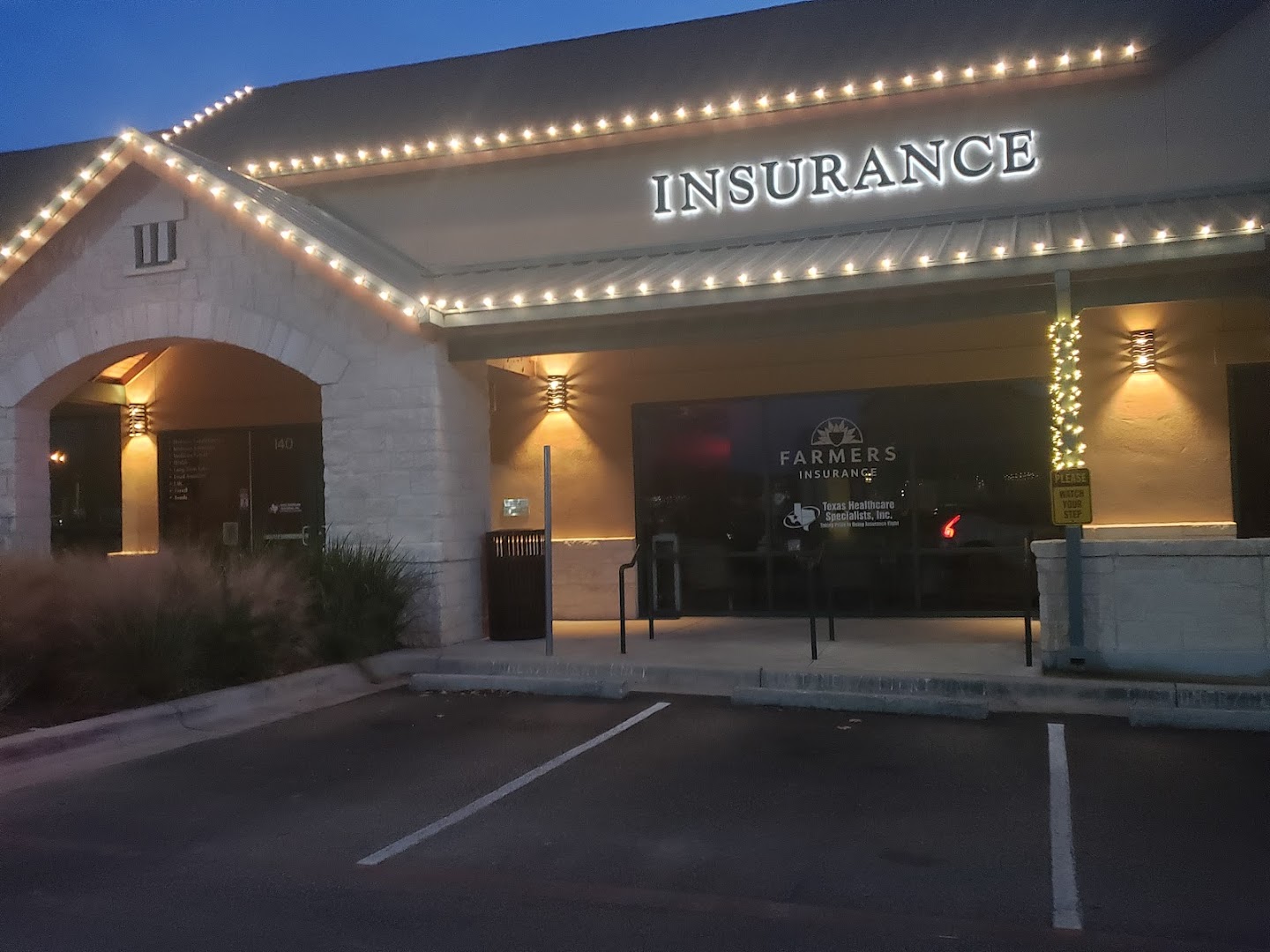 Farmers Insurance - Lauren Doering
